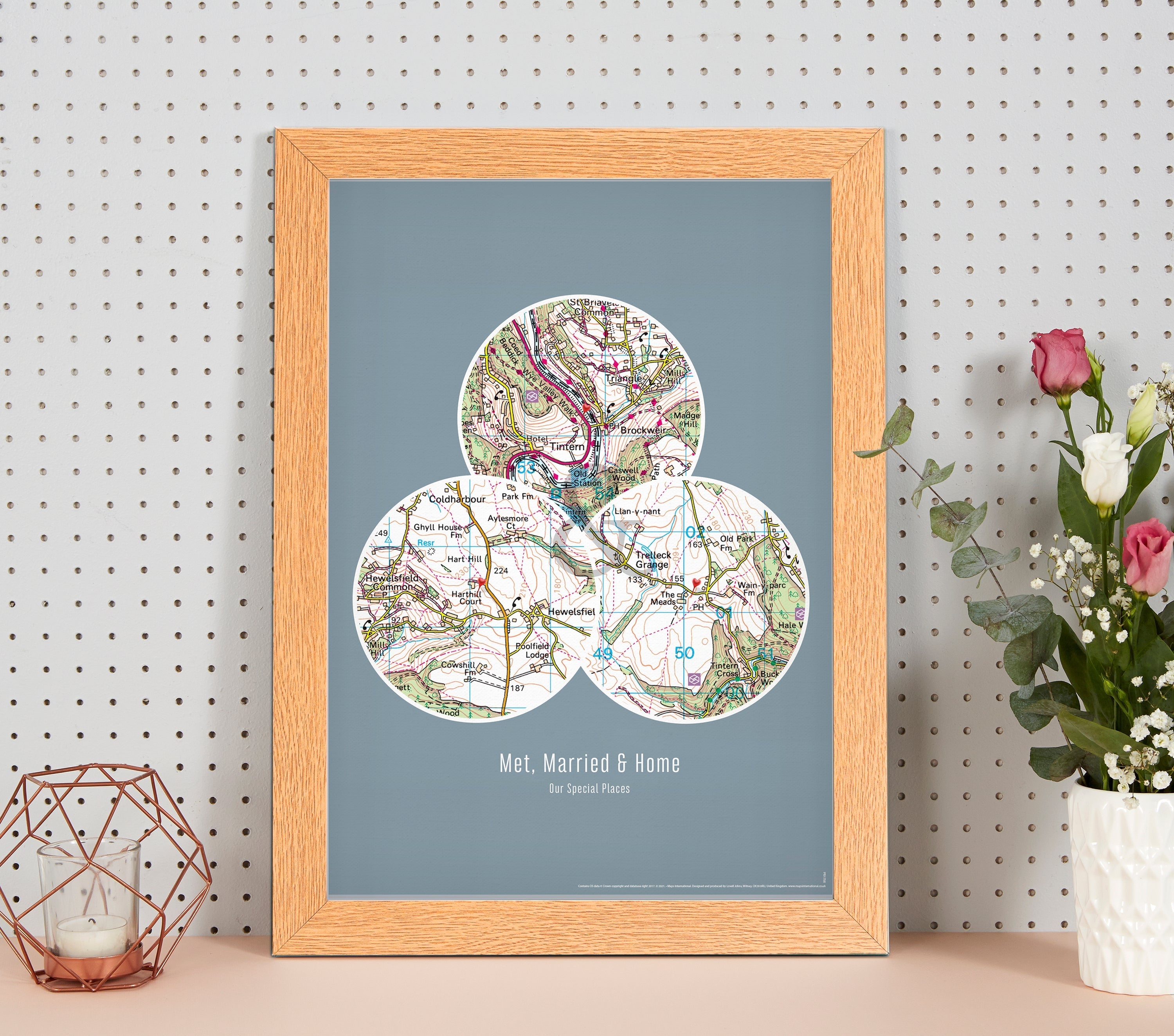 PS01803_3_WDOAK - Personalised Postcodes Three Circle Locations Map Print