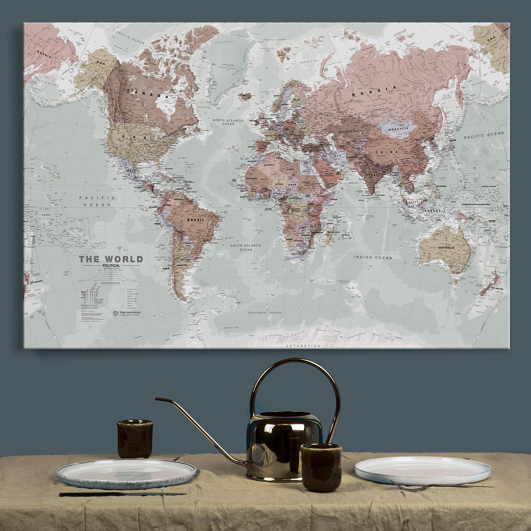 WM00671_M_CANVA - Executive World Wall Map Political