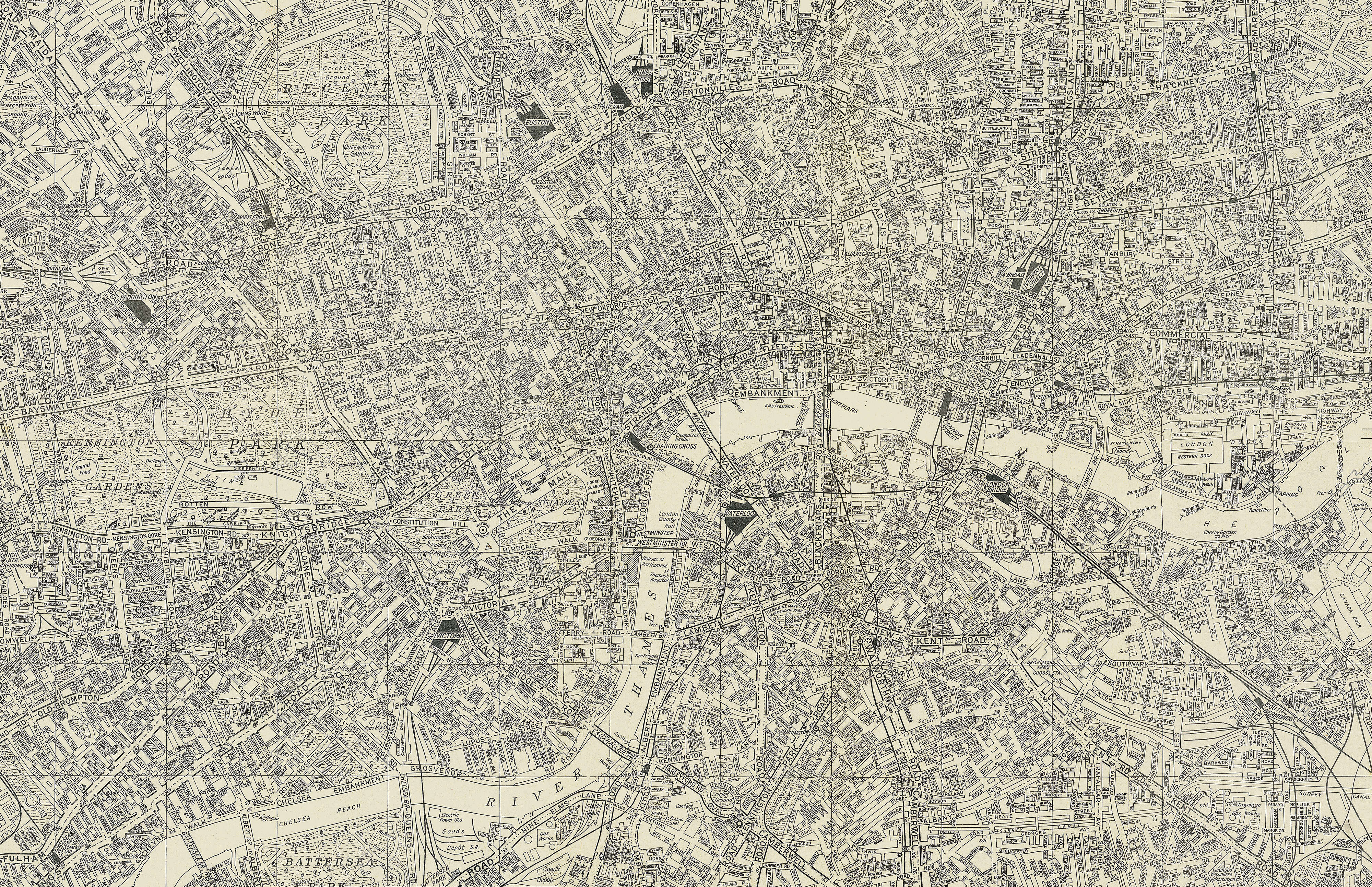 AZ01399_M_CANRL - A-Z Historical Canvas Map Central London