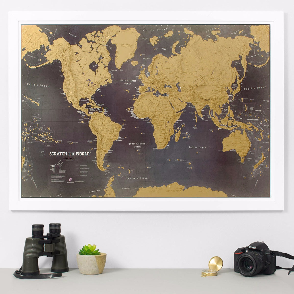 WM01628_M_BWWHI - Scratch the World® black edition map print