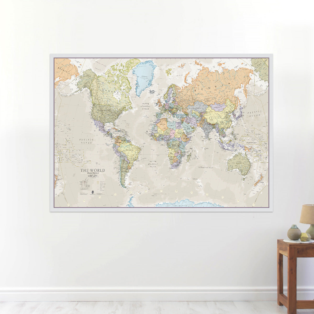 WM01192_L_LAMIN - Classic World Map