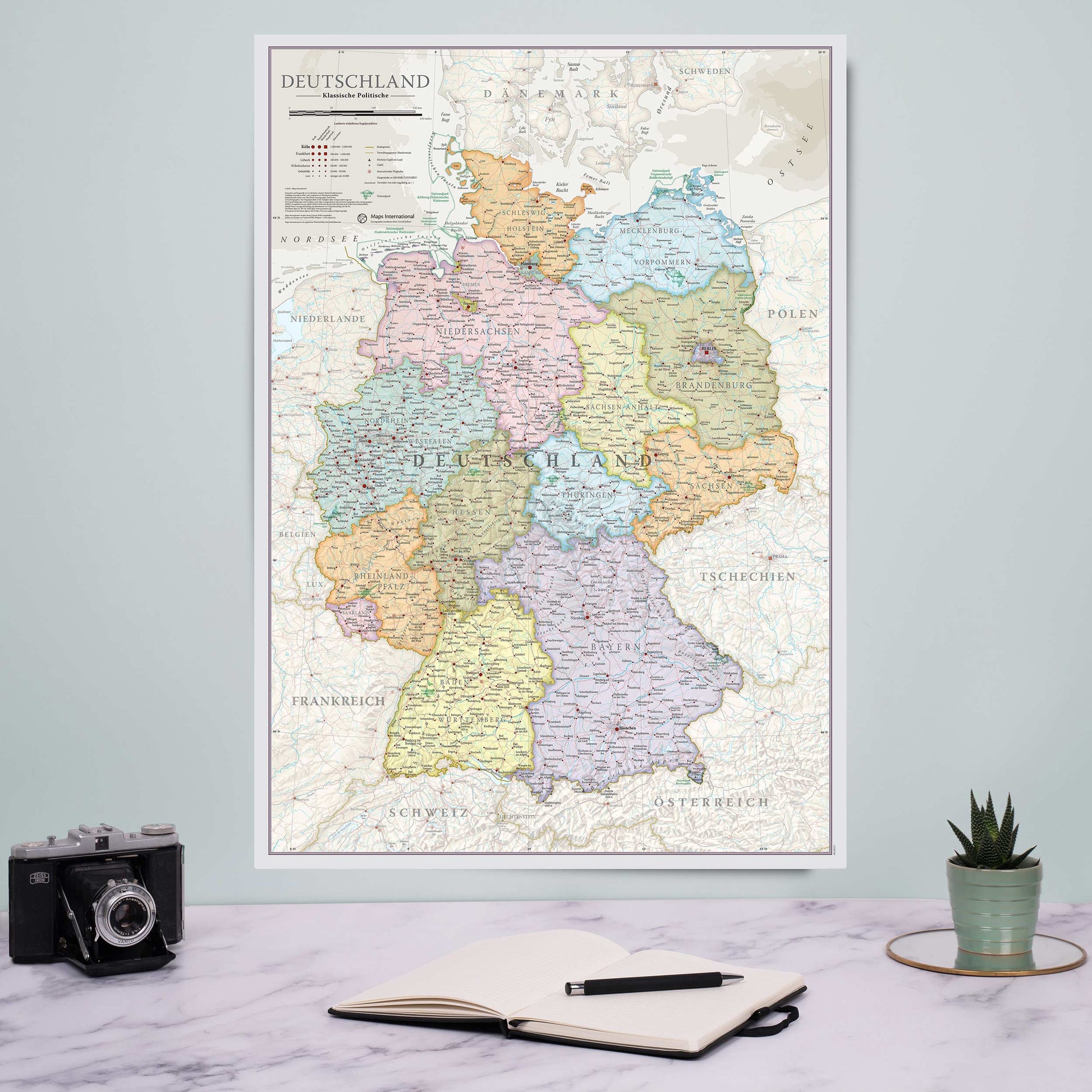 CM01743_M_PAPER - Germany Classic Wall Map