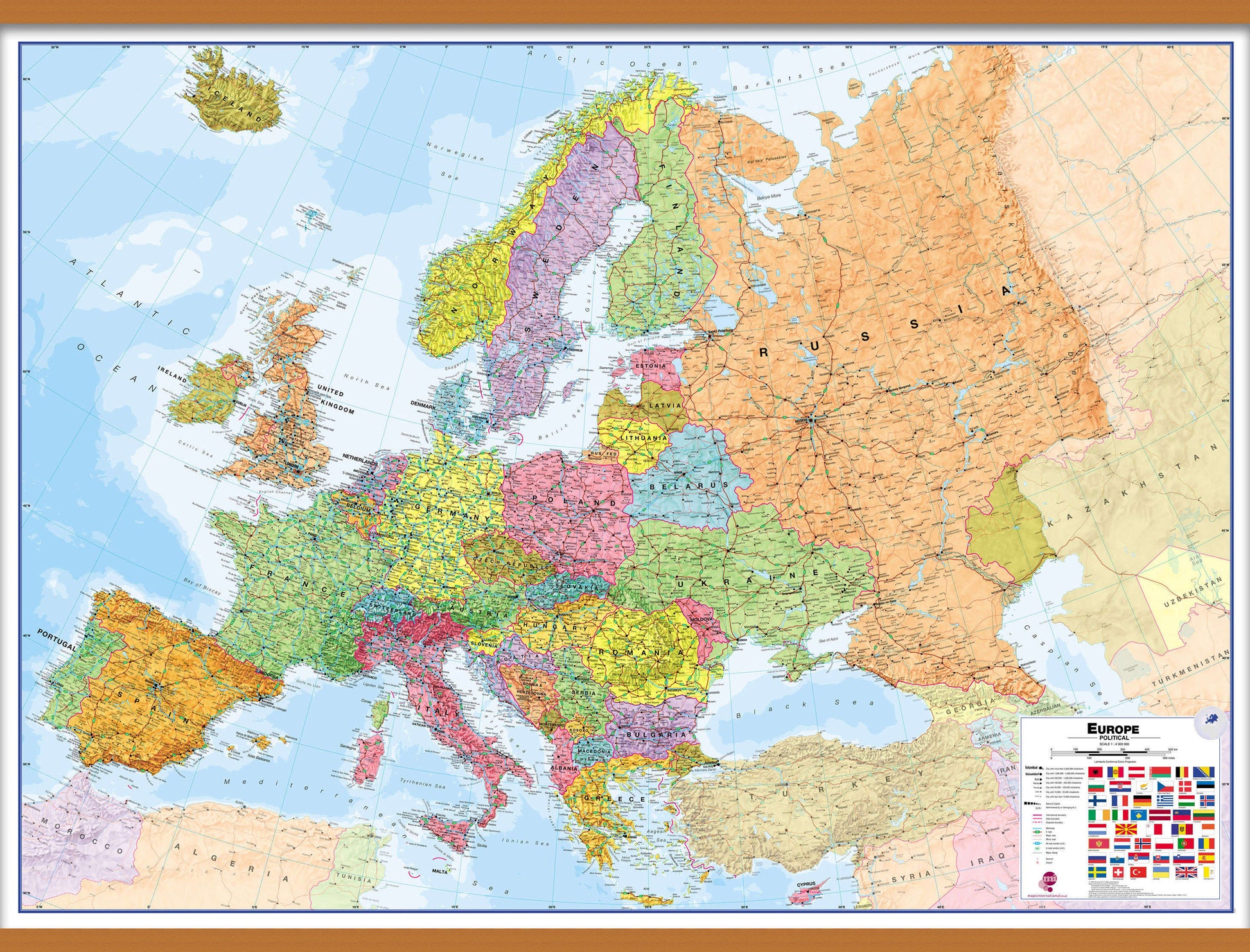 CT00011_L_CWDHB - Europe Wall Map Political