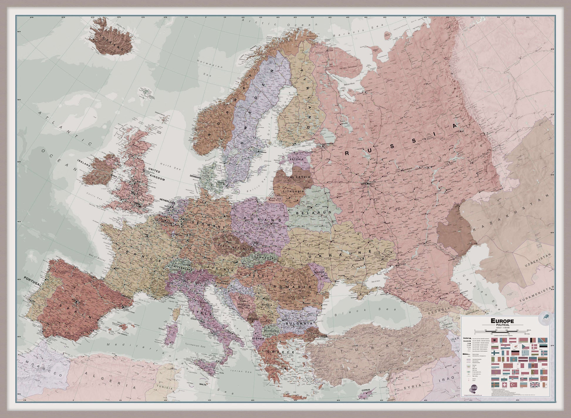 CT00695_H_MGFAL - Executive Europe Wall Map Political
