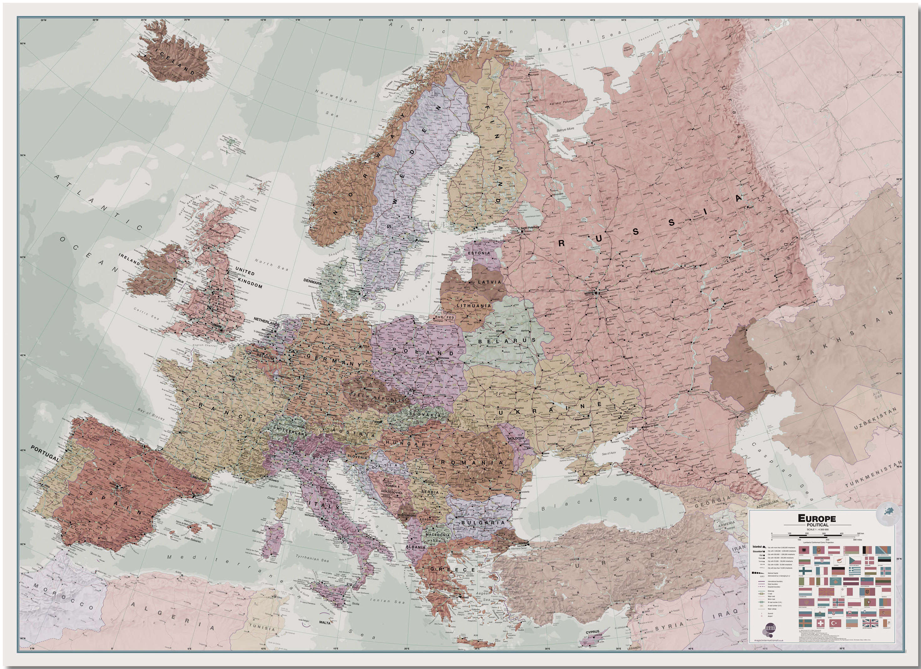 CT00695_L_LMBRD - Executive Europe Wall Map Political