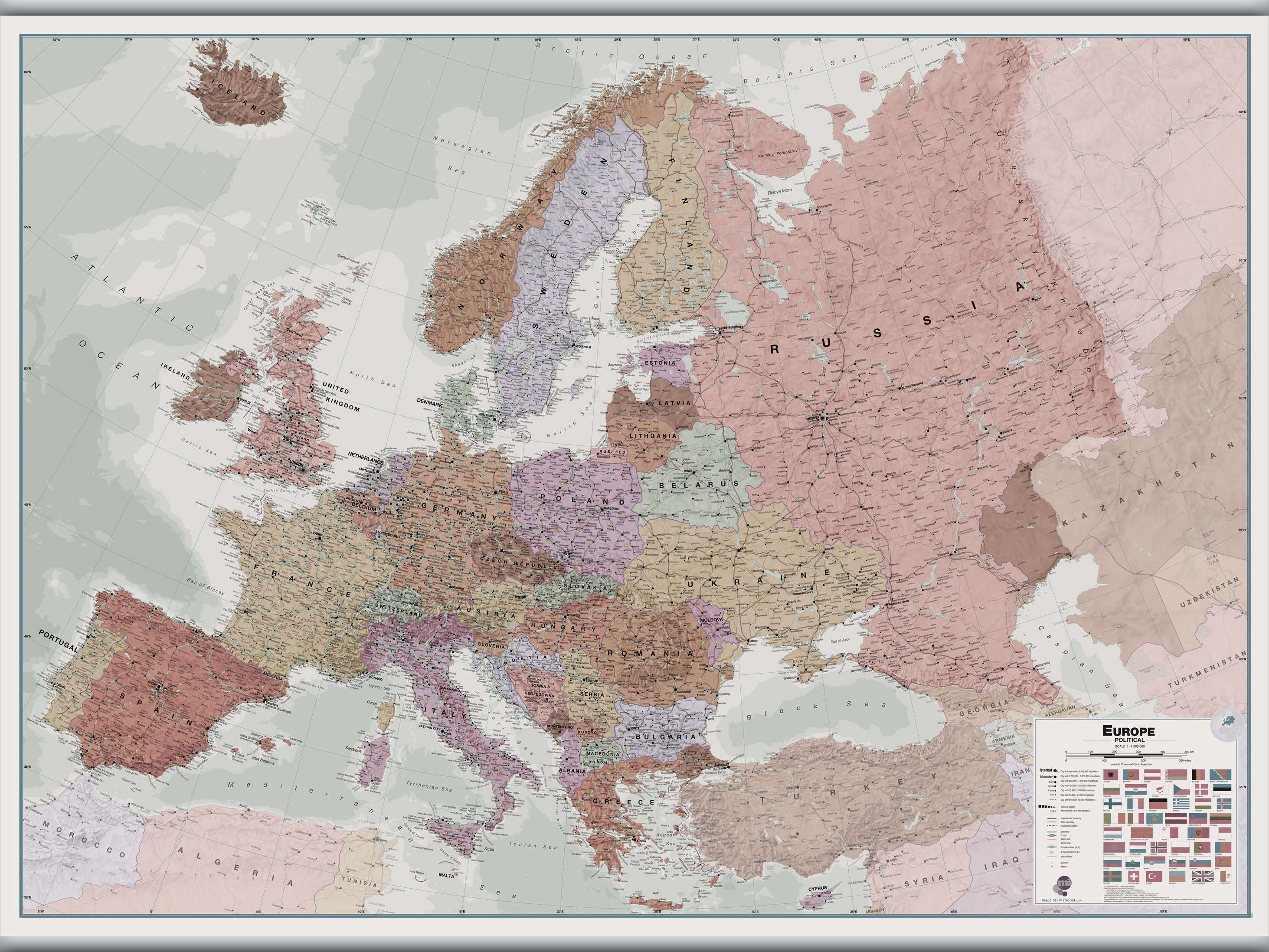 CT00695_L_LAMHB - Executive Europe Wall Map Political