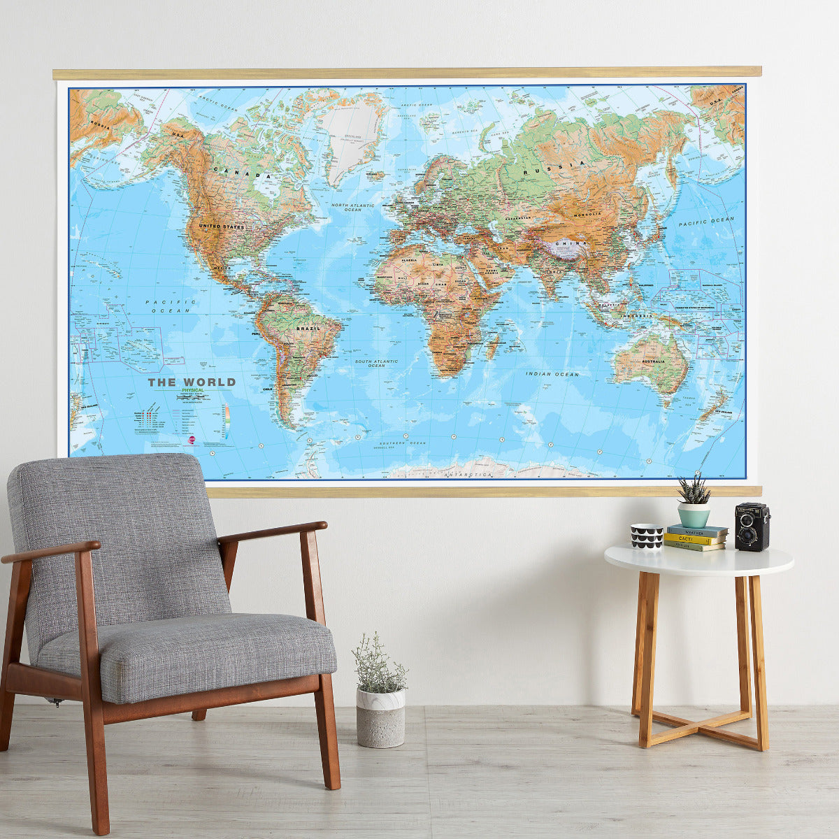 WM00912_H_LWDHB - Topographic Map of the World