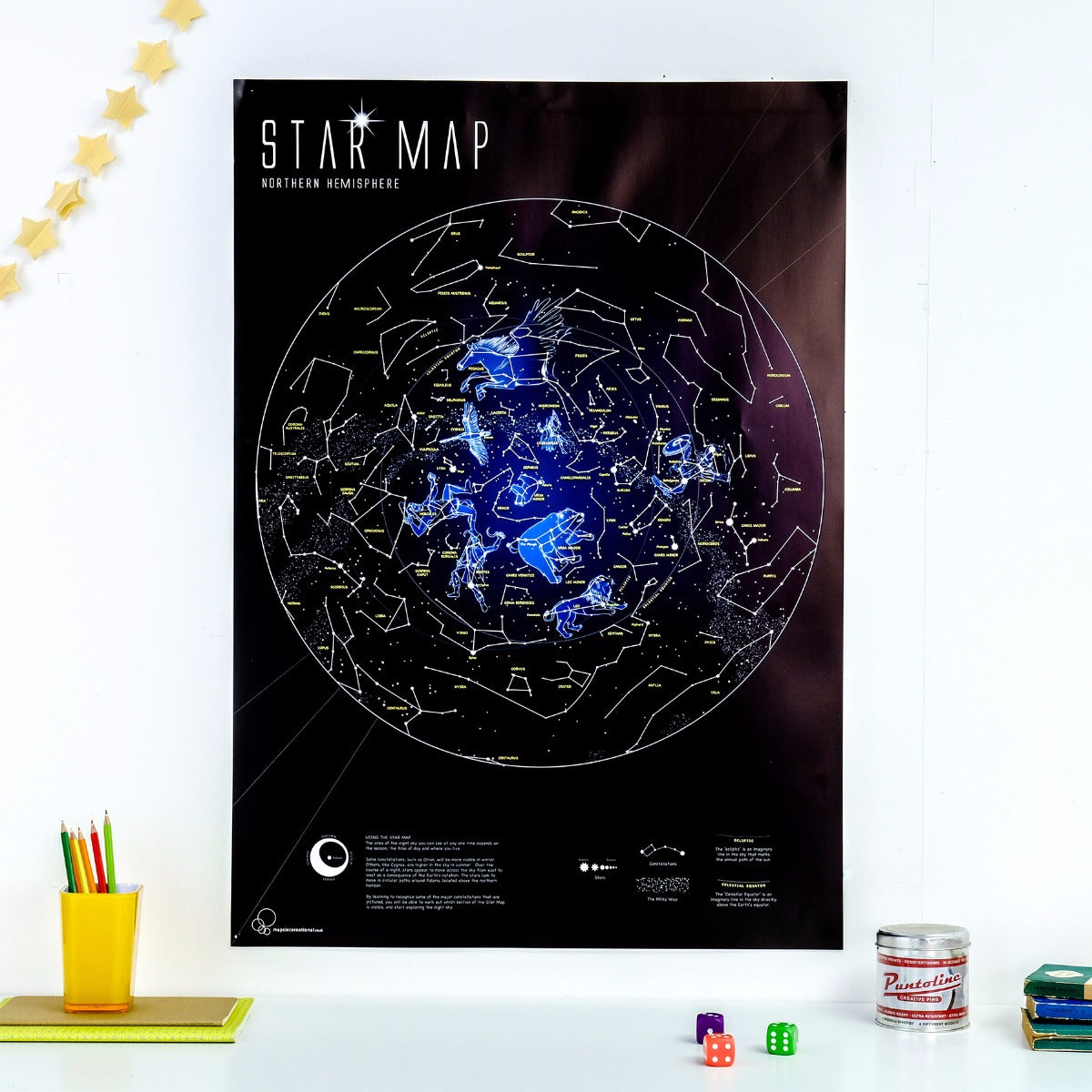 WM01108_M_SILKP - Glow in the Dark Star Map
