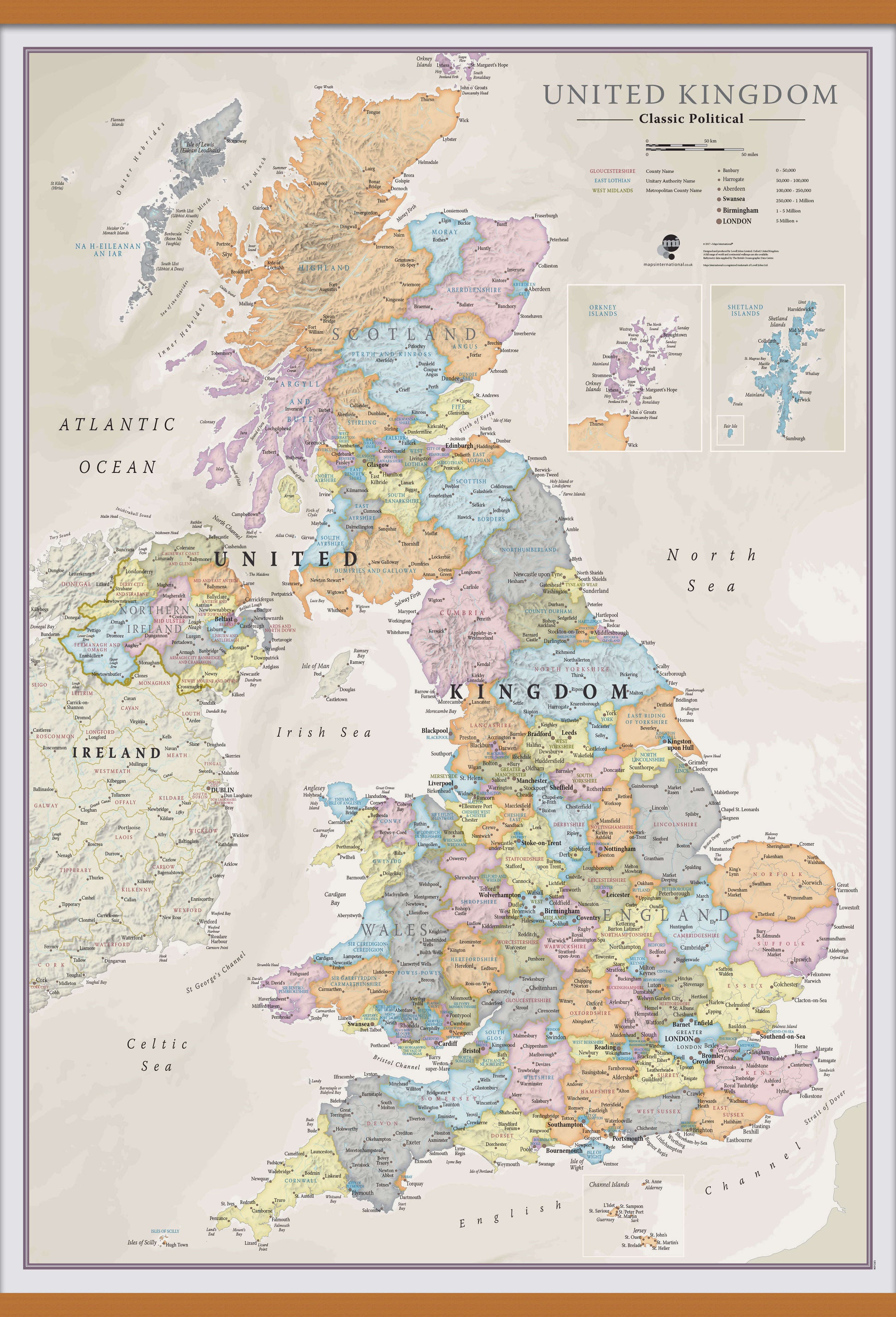 UK01636_L_CWDHB - UK Classic Wall Map