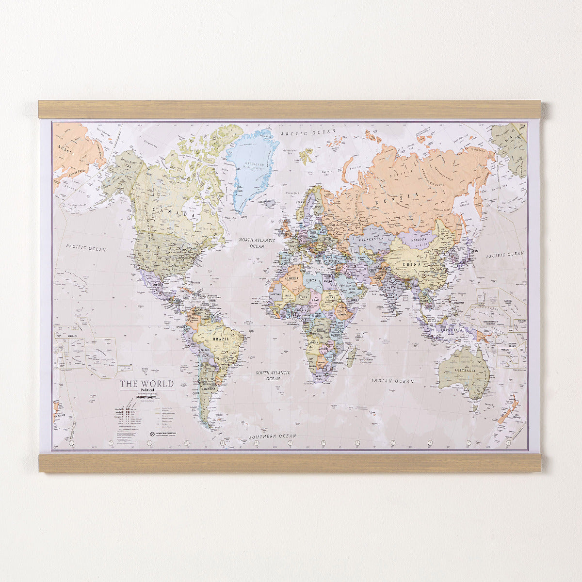 /w/m/wm01192_m_canvwdhb-classic-world-map-white-background-main_1.jpg