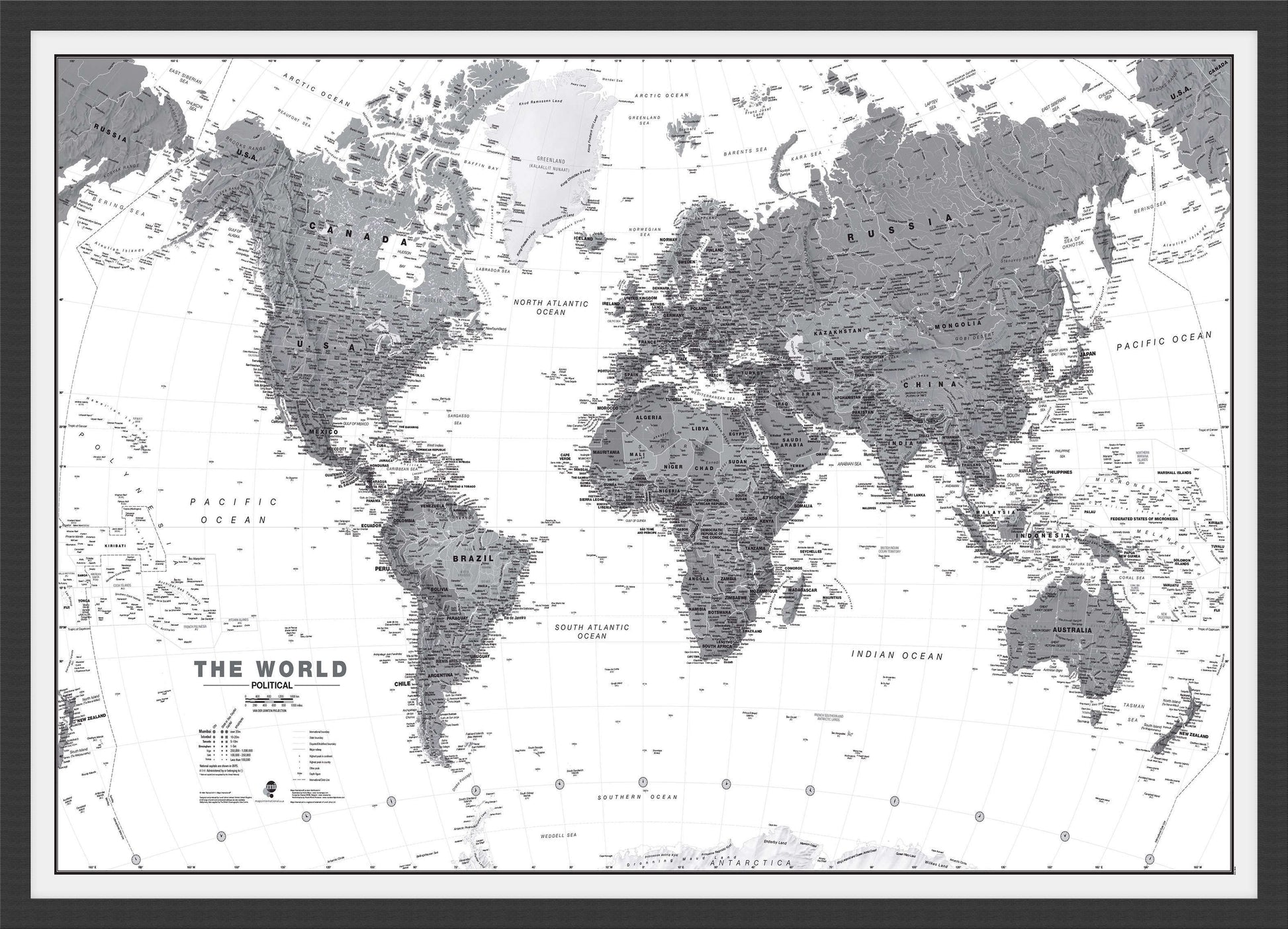 WM01642_M_WDBLA - World Wall Map Political Black & White