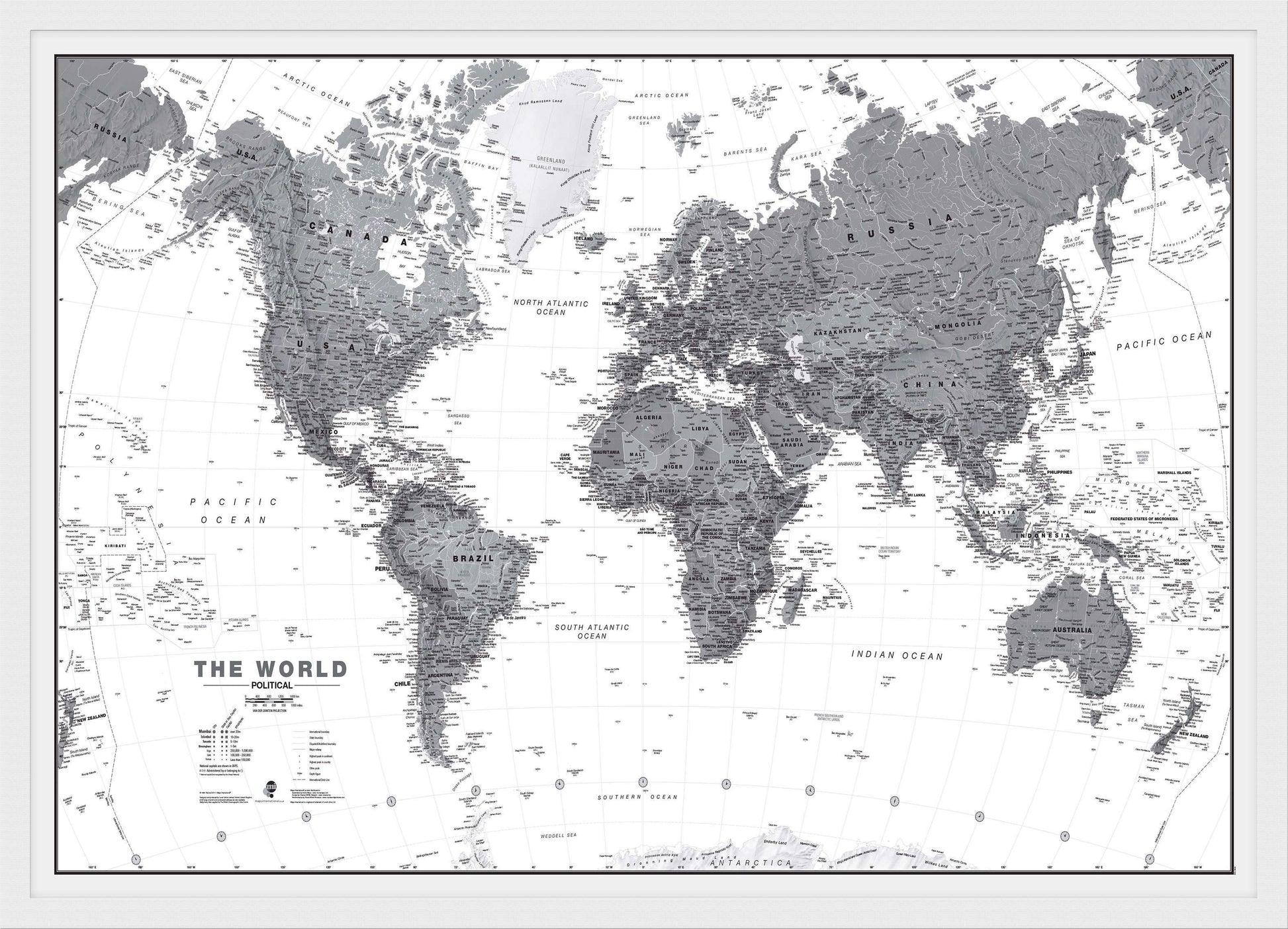 WM01642_M_WDWHI - World Wall Map Political Black & White